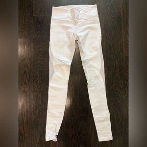ALO Yoga White Leggings